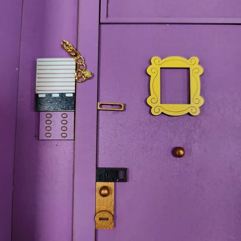 Friends - Key Holder Monica's Door - FarnokyKey Holder