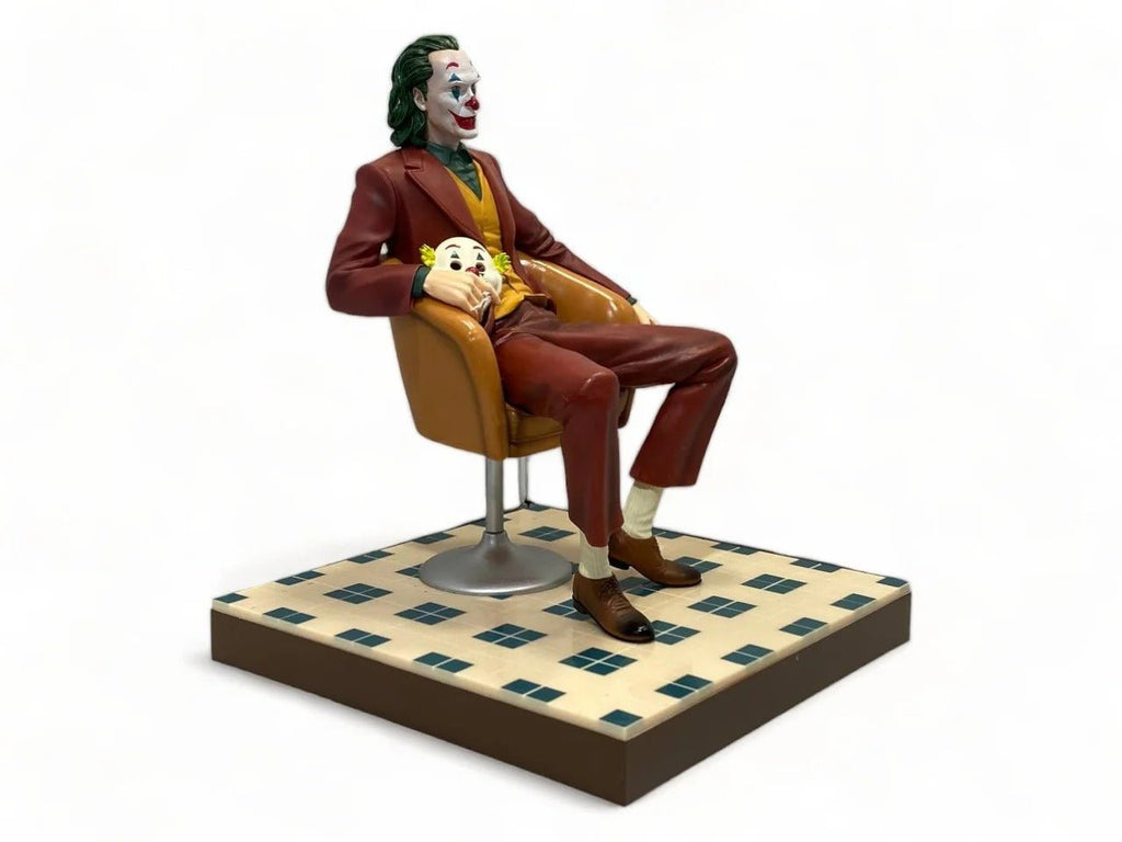 Joaquin Phoenix Joker Figure - DC - FarnokyFigureDCFigureJoker